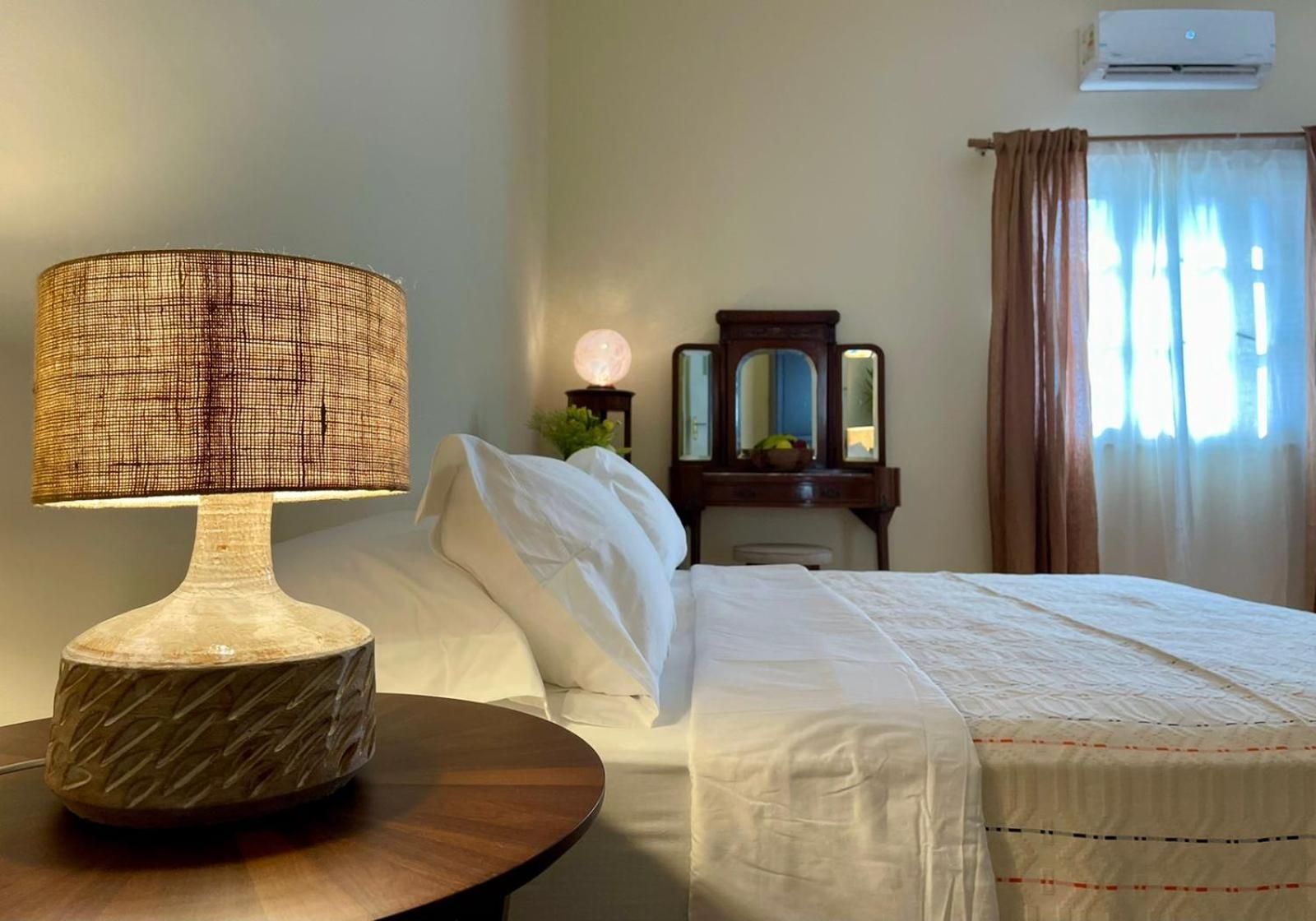 Luxury On The Nile - Zamalek Apartments Кайро Екстериор снимка