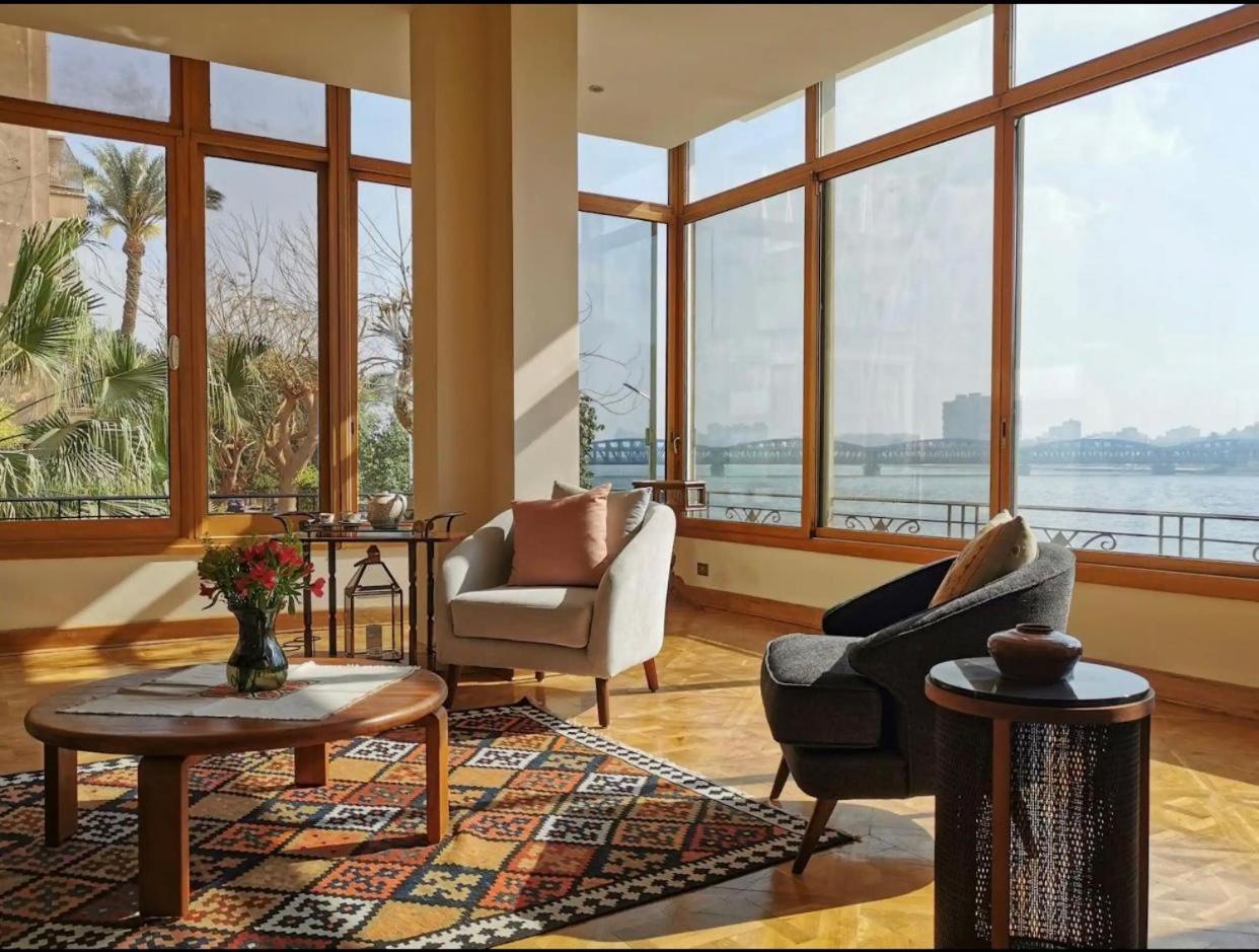 Luxury On The Nile - Zamalek Apartments Кайро Екстериор снимка